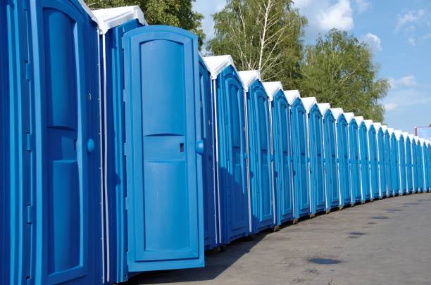 Porta potty delivery and setup in Duarte, CA